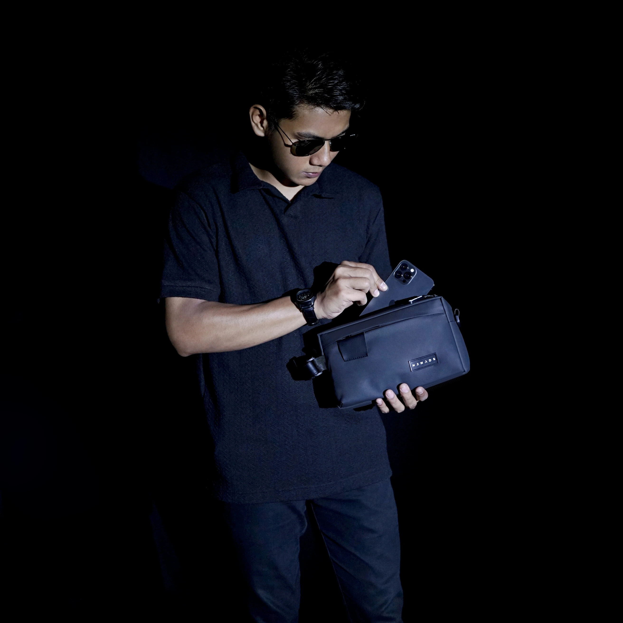 Mr Mads - Sling Bag Pria CLINTON Clutch Bag Multyfungsi 3 in 1 Hand Bag Cowok Waterproof Tas Tangan Anti Air Sling Bag Kulit Waistbag