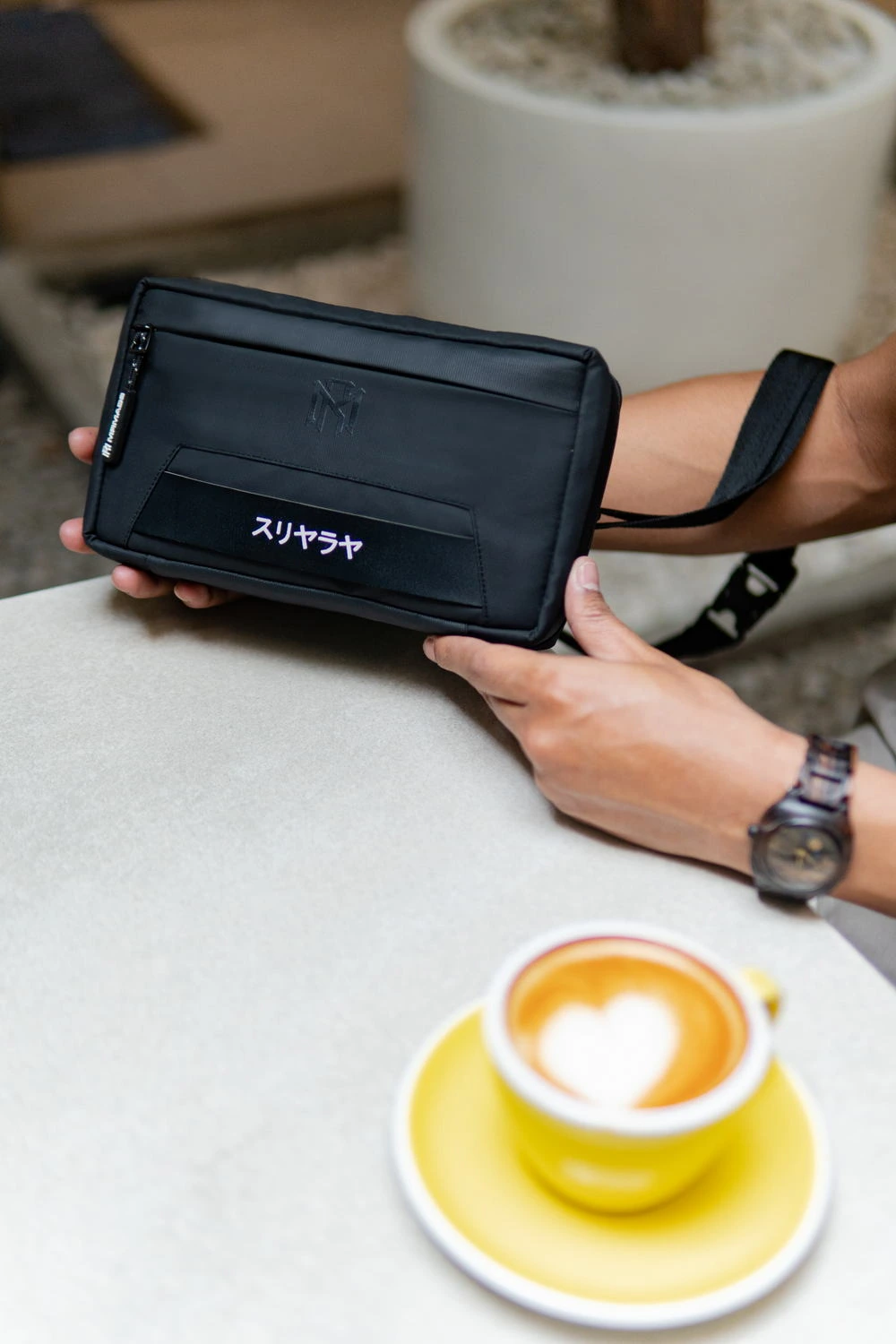 Mr Mads - Hazen Clutch Bag - Pouch Pria Wanita Tas Selempang Hand Bag Sling Bag Shoulder Bag - Waterproof